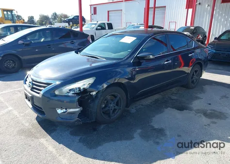 2014 Nissan Altima 2.5 S z USA, uszkodzony, nr VIN 1N4AL3AP7EN386022